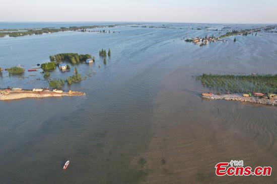 135.5 meters sealed of 226-meter breach at Dongting Lake