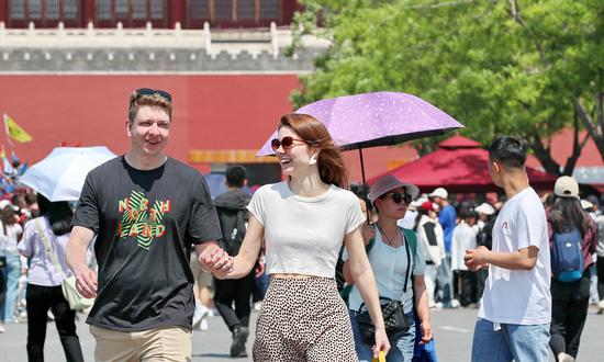 More foreign tourists expected to visit China in second half of 2024: FM spokesperson