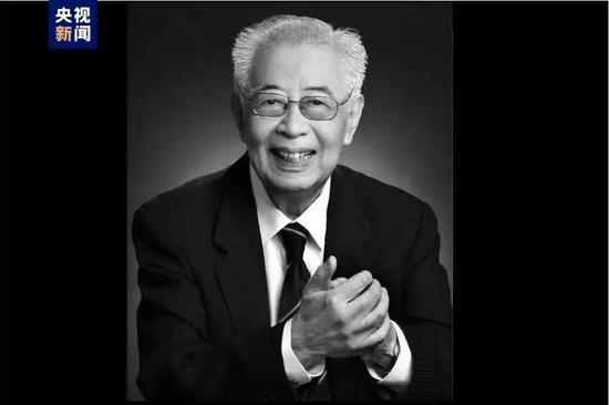 Pioneering scientist Zhang Cunhao dies at 96