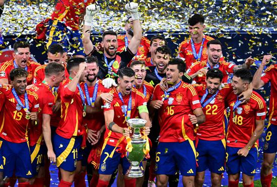 Spain beats England 2-1 to win Euro 2024 title