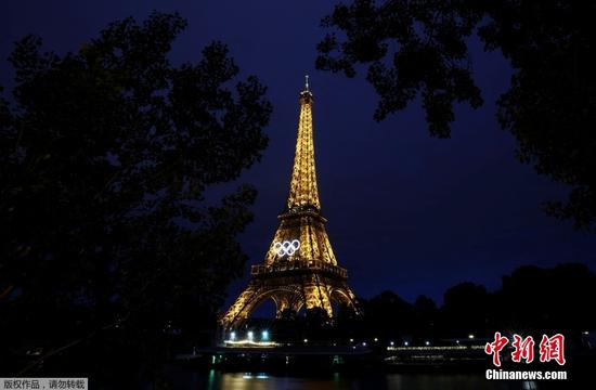 Paris 2024 | Olympic fever ignites River Seine ahead of opening ceremony