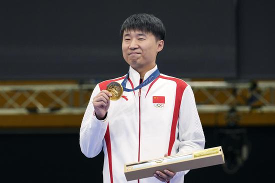 Paris 2024 | China's Li Yuehong wins men's 25m rapid fire pistol gold