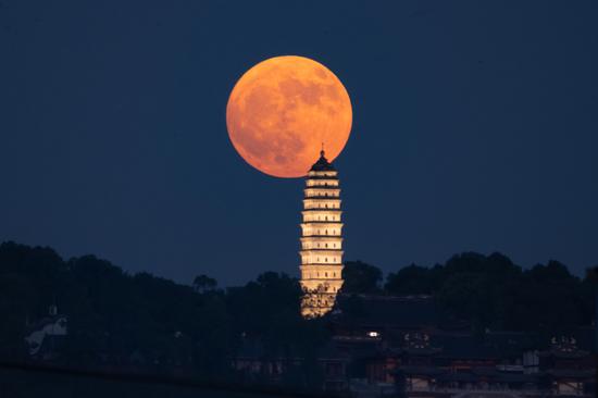 First full moon of 2024 lights up night sky in China