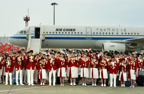 The delegation of Chinese mainland 2024 Paris Olympic Games Olympians arrived at Hong Kong International Airport on Aug 29. (Photo provided to chinadaily.com.cn)