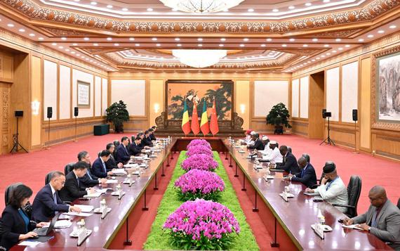 Chinese President Xi Jinping meets with Malian President Assimi Goita, who is in Beijing for the 2024 Summit of the Forum on China-Africa Cooperation (FOCAC), at the Great Hall of the People in Beijing, capital of China, Sept. 2, 2024. (Xinhua/Yin Bogu) Chinese President Xi Jinping meets with Malian President Assimi Goita, who is in Beijing for the 2024 Summit of the Forum on China-Africa Cooperation (FOCAC), at the Great Hall of the People in Beijing, capital of China, Sept. 2, 2024. (Xinhua/Yin Bogu)