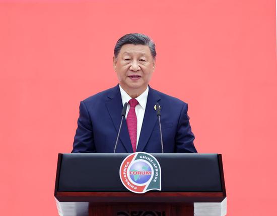 Chinese President Xi Jinping addresses a welcome banquet for international guests attending the 2024 Summit of the Forum on China-Africa Cooperation (FOCAC) at the Great Hall of the People in Beijing, capital of China, Sept. 4, 2024. Xi and his wife Peng Liyuan hosted the banquet here on Wednesday. (Xinhua/Yao Dawei)