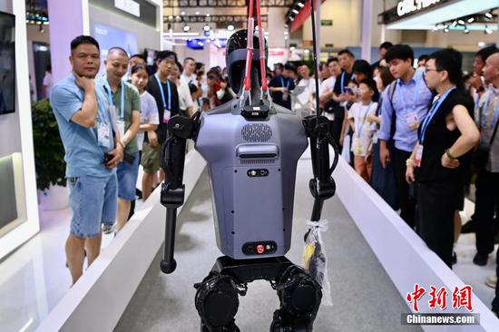 Robots, drones steal the show at 24th CIFIT