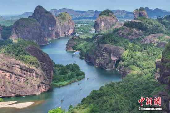 Breathtaking scenery of Luxi River in East China's Jiangxi