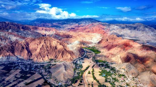 Magnificent scenery of Danxia landform in Qinghai