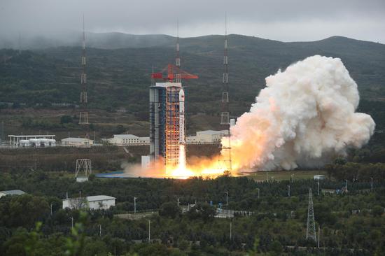 China sends six satellites into space