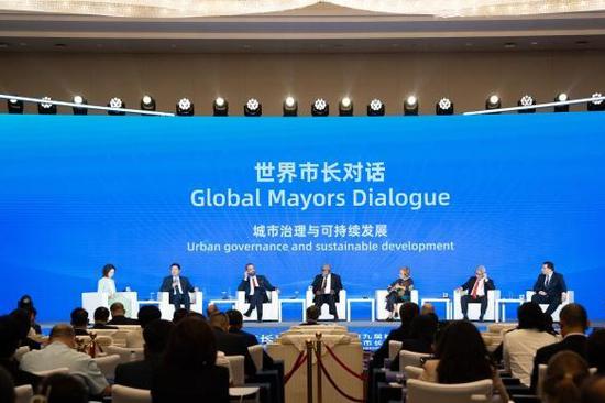 Mayors from across world attend Hangzhou forum