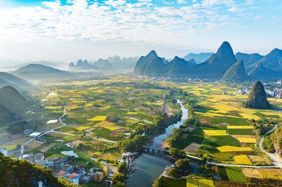 Stunning scenery of rice paddies in Guangxi