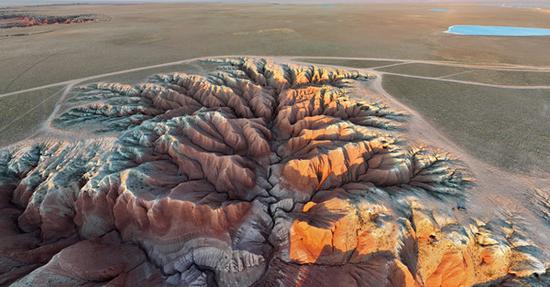 Magnificent autumn views of Danxia landform in N China's Inner Mongolia