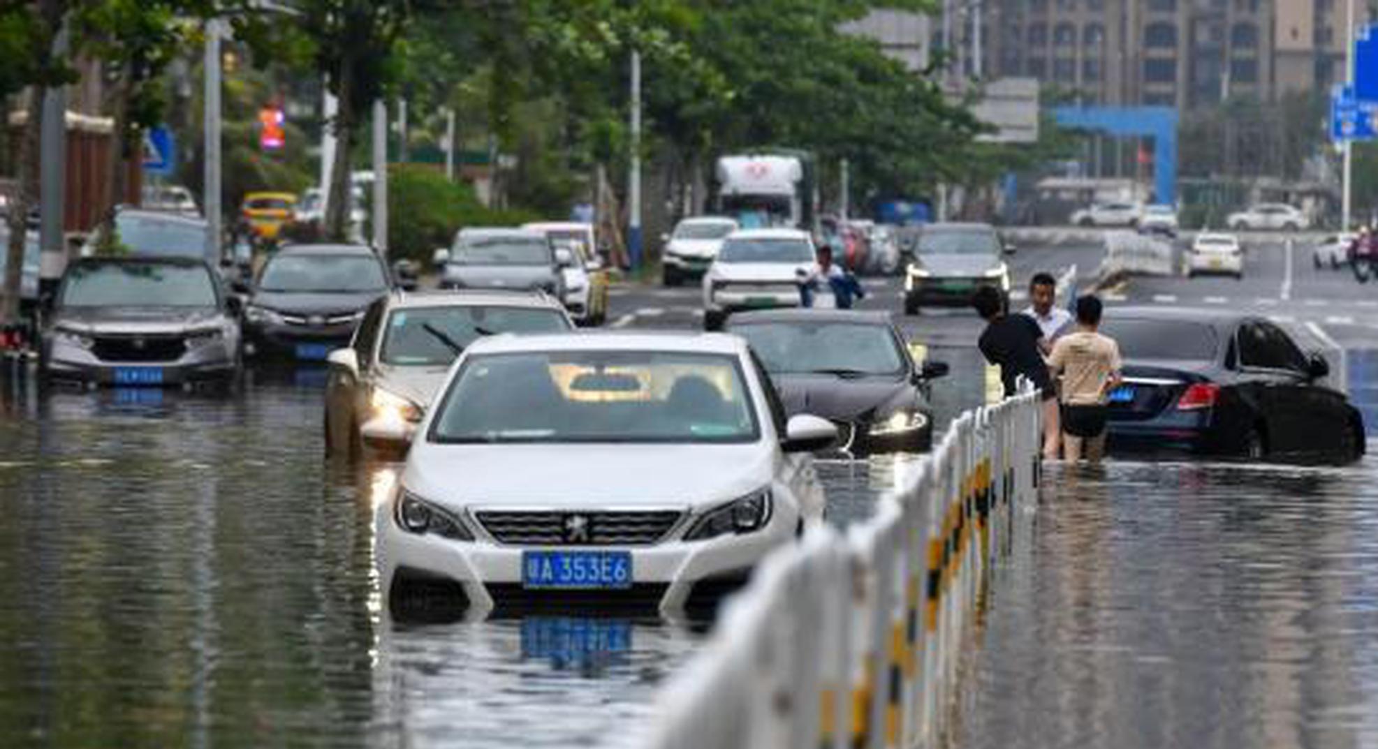 Typhoon Trami leaves 7 dead, 1 missing in China's Hainan