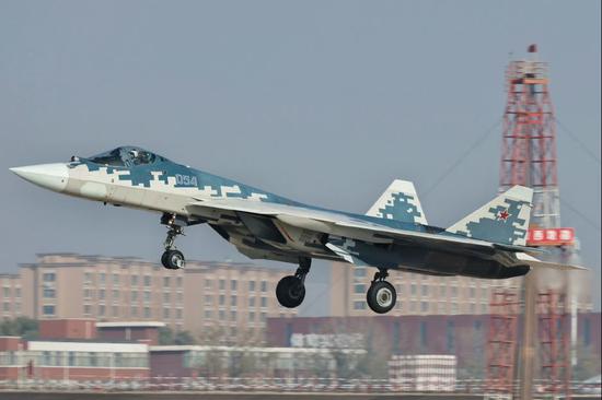 Russian stealth fighter Su-57 lands in China ahead of airshow debut