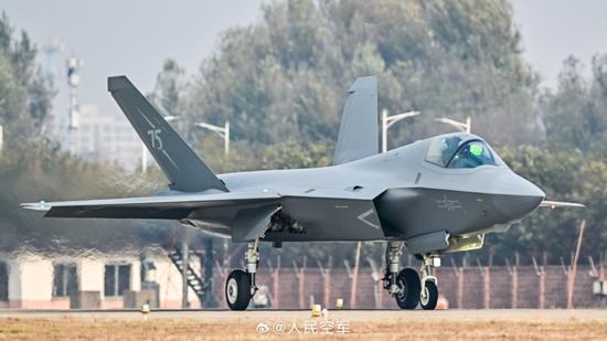 J-35A fighter jet to make debut at Airshow China