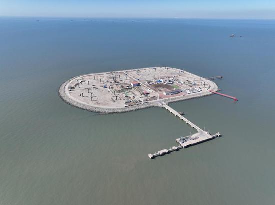 China's first offshore gas storage station put into operation