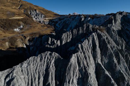 Park in Southwest China revives scene of exotic planet