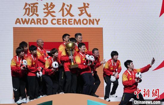 China claims champion at the finals of the 2024 International Table Tennis Federation (ITTF) Mixed Team World Cup on Dec. 8 in Chengdu, southwest China’s Sichuan Province. (Photo: China News Service/An Yuan)