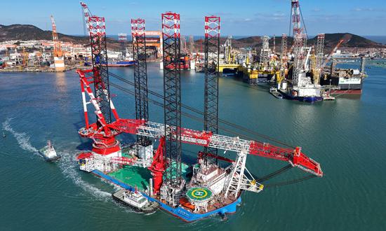 China's 4th generation of wind turbine installation vessel starts trial run