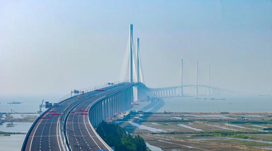 Huangmaohai cross-sea link set for trial run in Guangdong