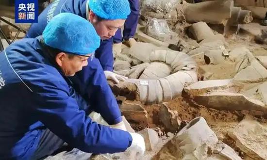 Rare Terracotta Warrior resembling senior military officer unearthed at Mausoleum of the First Qin Emperor