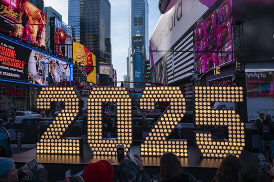 Times Square ready to celebrate new year