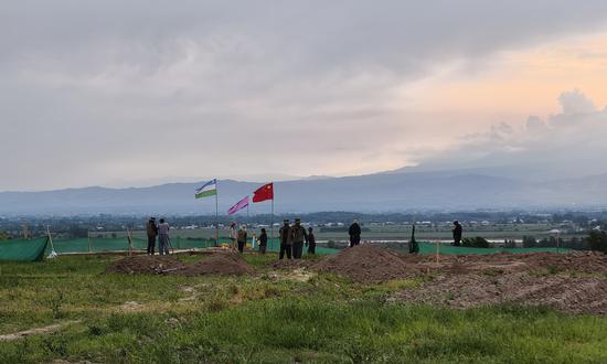 Ancient silk, coins found during China-Uzbekistan joint archaeological project