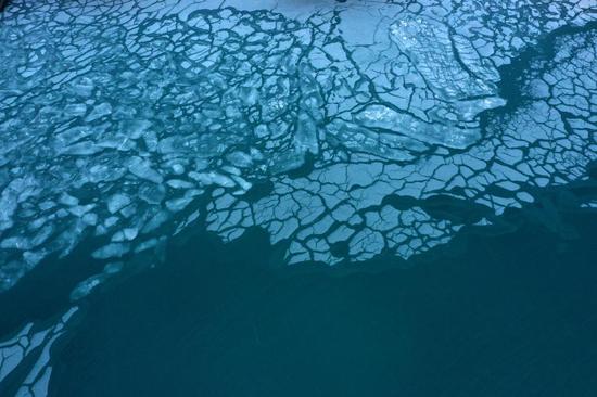 Ice floating on Qinghai Lake as frozen season begins