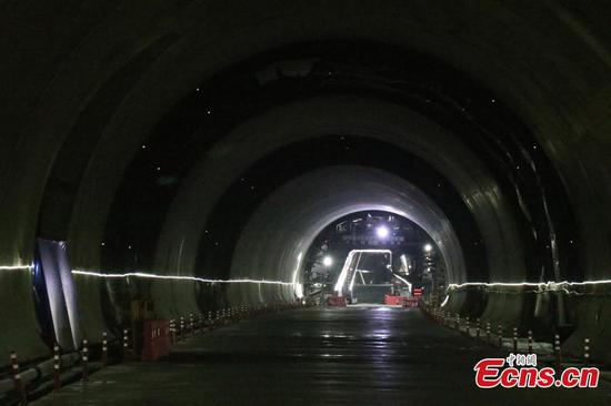 The construction site of the Tianshan Shengli Tunnel in Hejing County of Mongolian Autonomous Prefecture of Bayingolin, northwest China's Xinjiang Uyghur Autonomous Region, Dec. 30, 2024. (Photo: China News Service/Gou Jipeng)