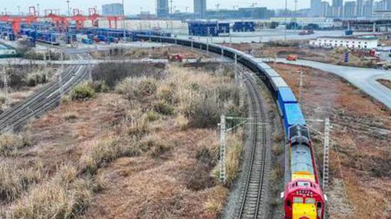 Chengdu-Minsk express train officially operates 