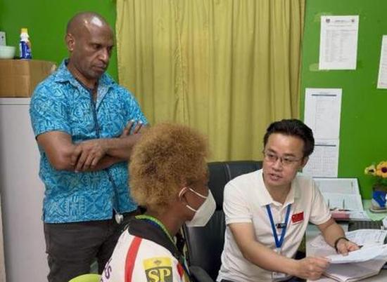 Chinese medical team opens first specialty clinic for breast disease in PNG