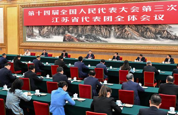 Chinese President Xi Jinping, also general secretary of the Communist Party of China Central Committee and chairman of the Central Military Commission, takes part in a deliberation with fellow lawmakers from Jiangsu during the third session of the 14th National People's Congress in Beijing, capital of China, March 5, 2025. (Xinhua/Yan Yan) Chinese President Xi Jinping, also general secretary of the Communist Party of China Central Committee and chairman of the Central Military Commission, takes part in a deliberation with fellow lawmakers from Jiangsu during the third session of the 14th National People's Congress in Beijing, capital of China, March 5, 2025. (Xinhua/Yan Yan)
