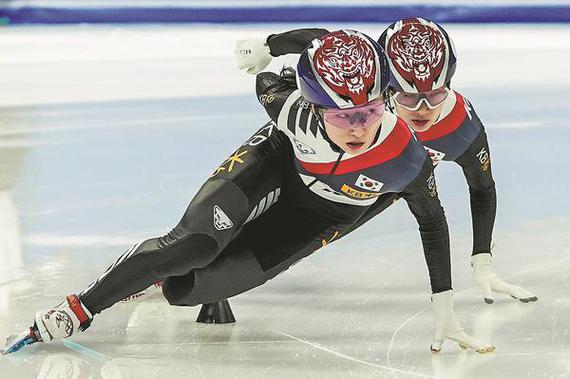 Choi Min-jeong (front) of South Korea will be out to prove her Olympic medal credentials at the championships in Beijing. (YU MENG/FOR CHINA DAILY) Choi Min-jeong (front) of South Korea will be out to prove her Olympic medal credentials at the championships in Beijing. (YU MENG/FOR CHINA DAILY)