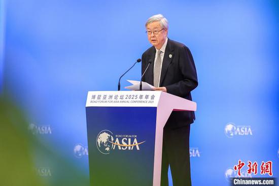 Zhou Xiaochuan, vice chairman of the Boao Forum for Asia (BFA) and China's chief representative to the Boao Forum, delivers a speech at a panel discussion themed on "Global Free Trade Port Development" during the BFA Annual Conference 2025 in Boao, south China's Hainan Province, March 25, 2025. Zhou Xiaochuan, vice chairman of the Boao Forum for Asia (BFA) and China's chief representative to the Boao Forum, delivers a speech at a panel discussion themed on "Global Free Trade Port Development" during the BFA Annual Conference 2025 in Boao, south China's Hainan Province, March 25, 2025.