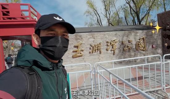 Chinese actor Li Xian praised by government for drawing people to birds