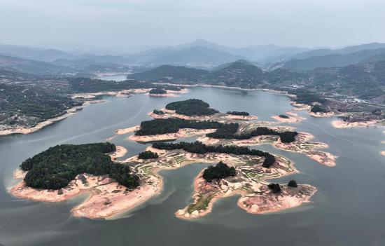Scenery of largest artificial lake in Fujian