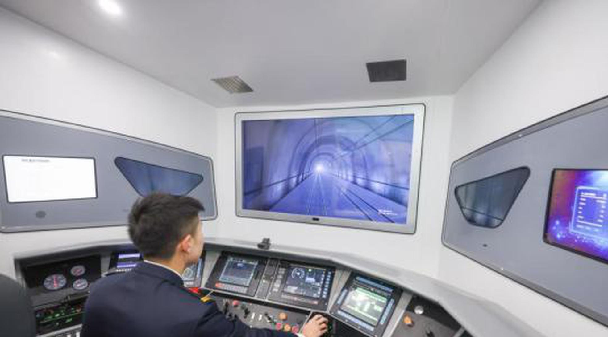 Shanghai metro achieves full 5G coverage across entire network