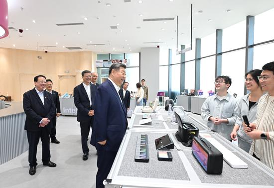 Shanghai urged to be tech hub