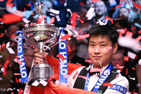 China's Zhao Xintong wins World Snooker Championship