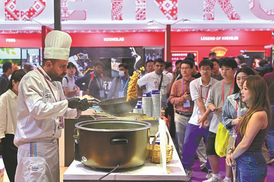 Trade fair sees surge in buyers, intended orders