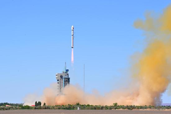 China sends space computing satellite constellation into space