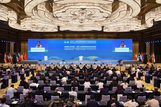 Forum seeks to address global issue of poverty