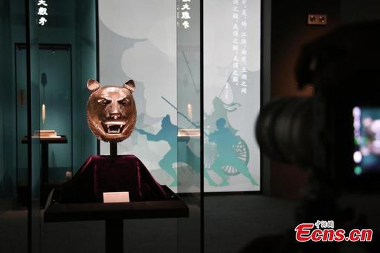 A bronze Chinese zodiac animal head originally belonging to the Old Summer Palace, is on display at AnhuiMuseum in Hefei, east China's Anhui Province, May 27, 2025. (Photo: China News Service/Zhang Qiang) A bronze Chinese zodiac animal head originally belonging to the Old Summer Palace, is on display at AnhuiMuseum in Hefei, east China's Anhui Province, May 27, 2025. (Photo: China News Service/Zhang Qiang)
