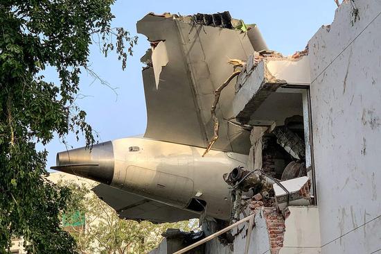 Deadly plane crash kills over 240 people in India