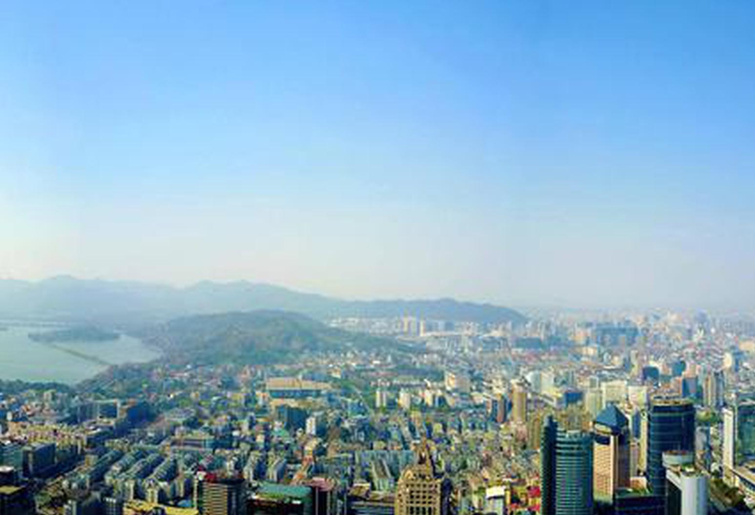 China's economy maintains recovery momentum in May