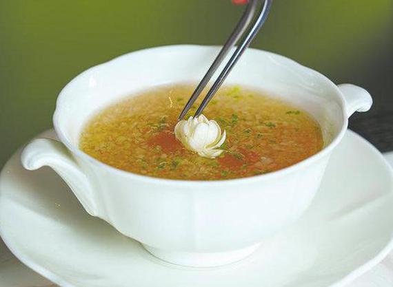 Jasmine and Water Chestnut Dessert. (Photo provided to China Daily) Jasmine and Water Chestnut Dessert. (Photo provided to China Daily)