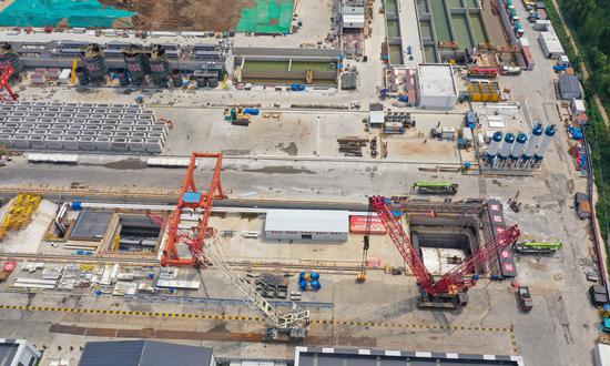 World's largest-diameter underwater shield tunnel completes Yellow River section
