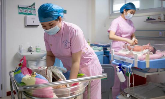 China realizes direct childbirth subsidy payments to individuals in 13 provinces and regions