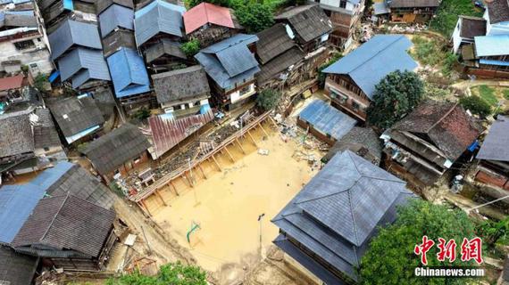 Photo taken on July 1, 2025 shows the flood-hit area in Fulu Miao Township, Sanjiang Dong Autonomous County, south China's Guangxi Zhuang Autonomous Region. (Photo/China News Service) Photo taken on July 1, 2025 shows the flood-hit area in Fulu Miao Township, Sanjiang Dong Autonomous County, south China's Guangxi Zhuang Autonomous Region. (Photo/China News Service)